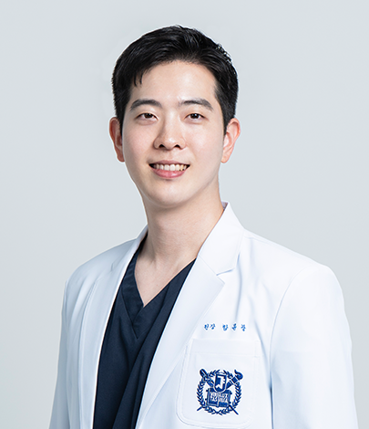 함륜광 교정과 원장
